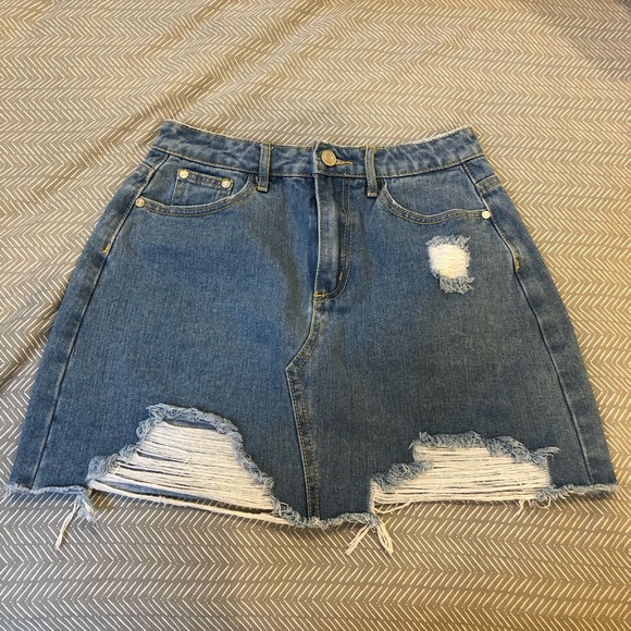 Missguided Dresses & Skirts - Missguided Ripped Denim Jean Skirt size 2